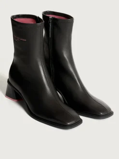 DATE SCHWARZE STIEFELETTE MIT ABSATZ